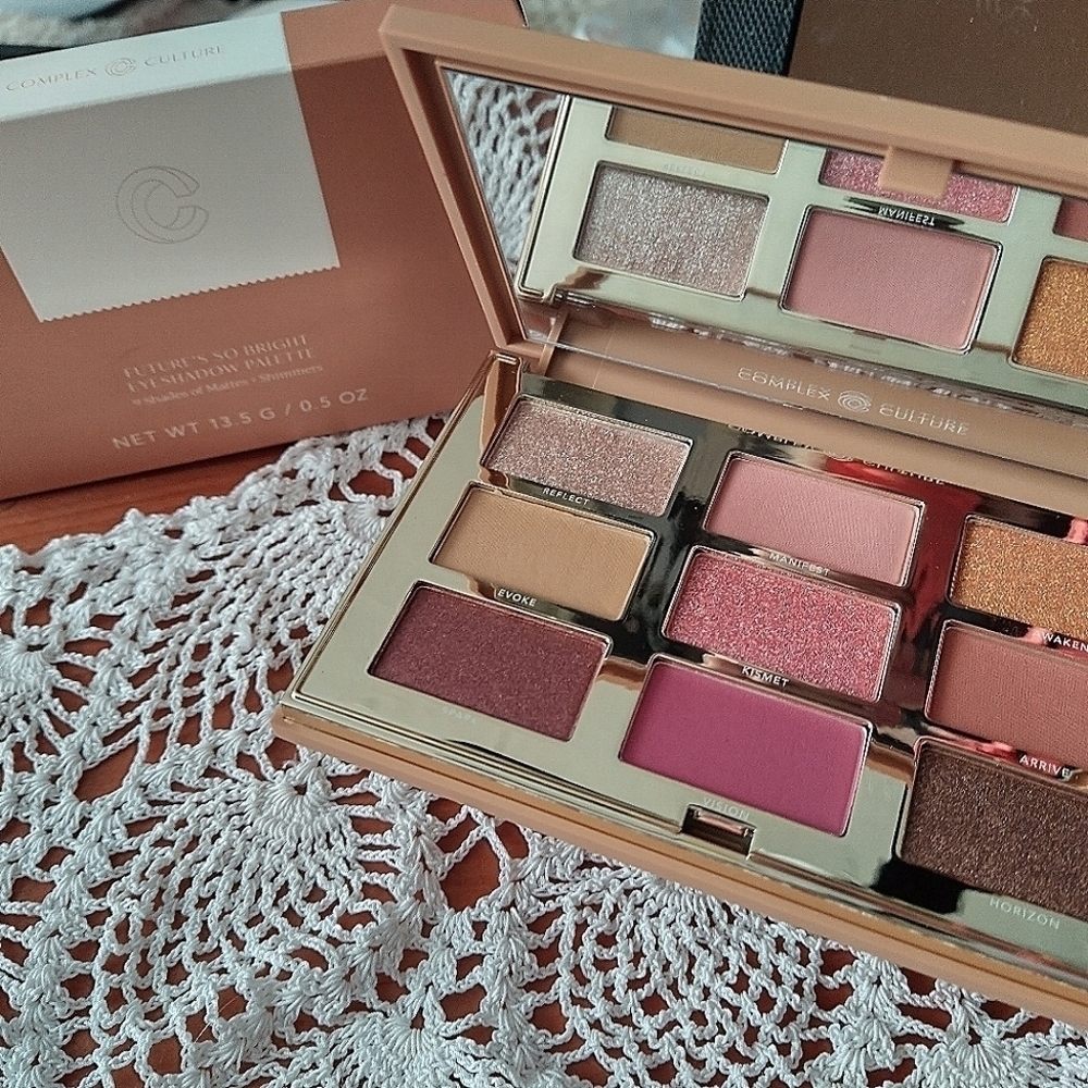 COMPLEX Culture Future’s So Bright Eyeshadow Palette